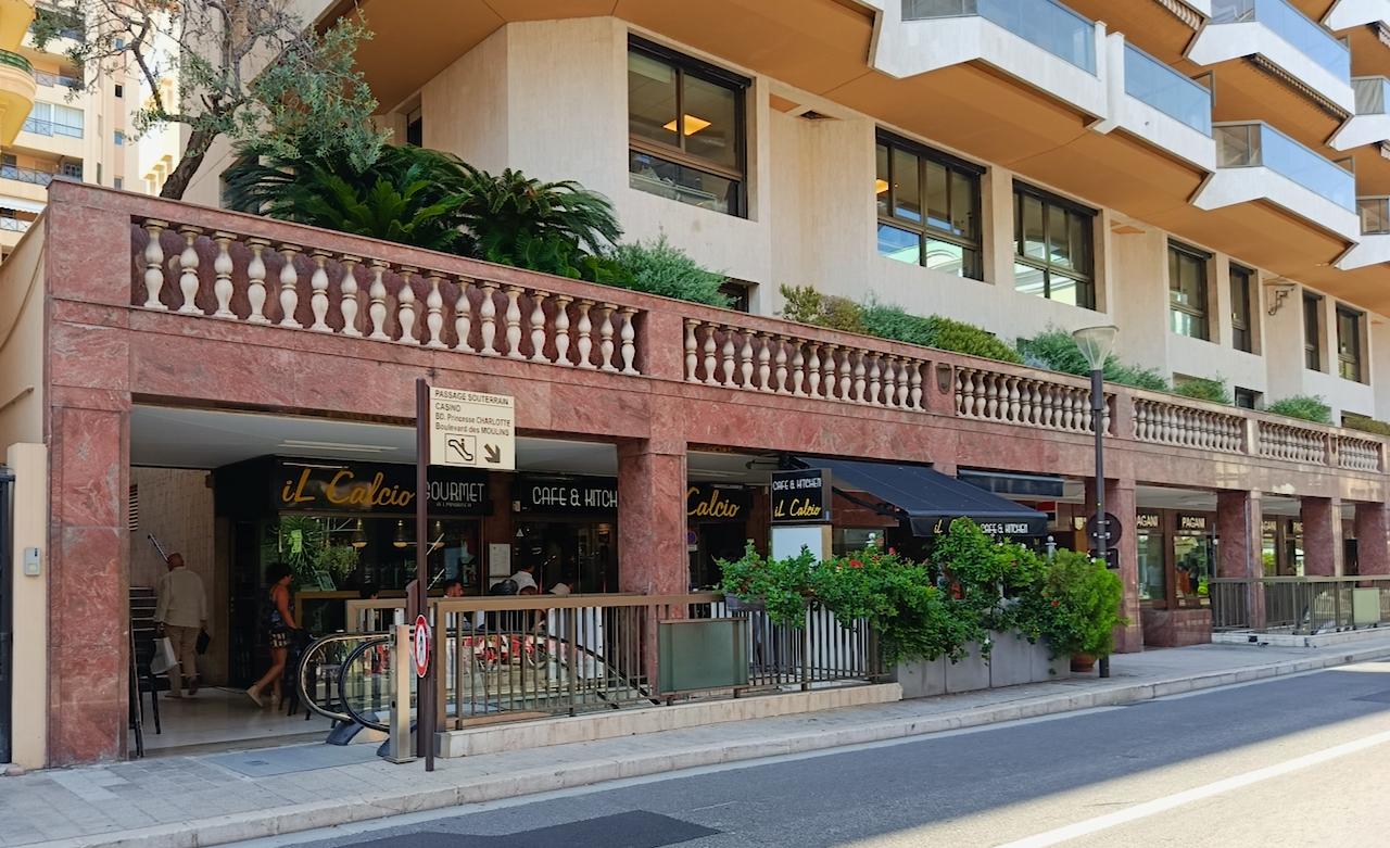 Le Régina - Boulevard des Moulins
