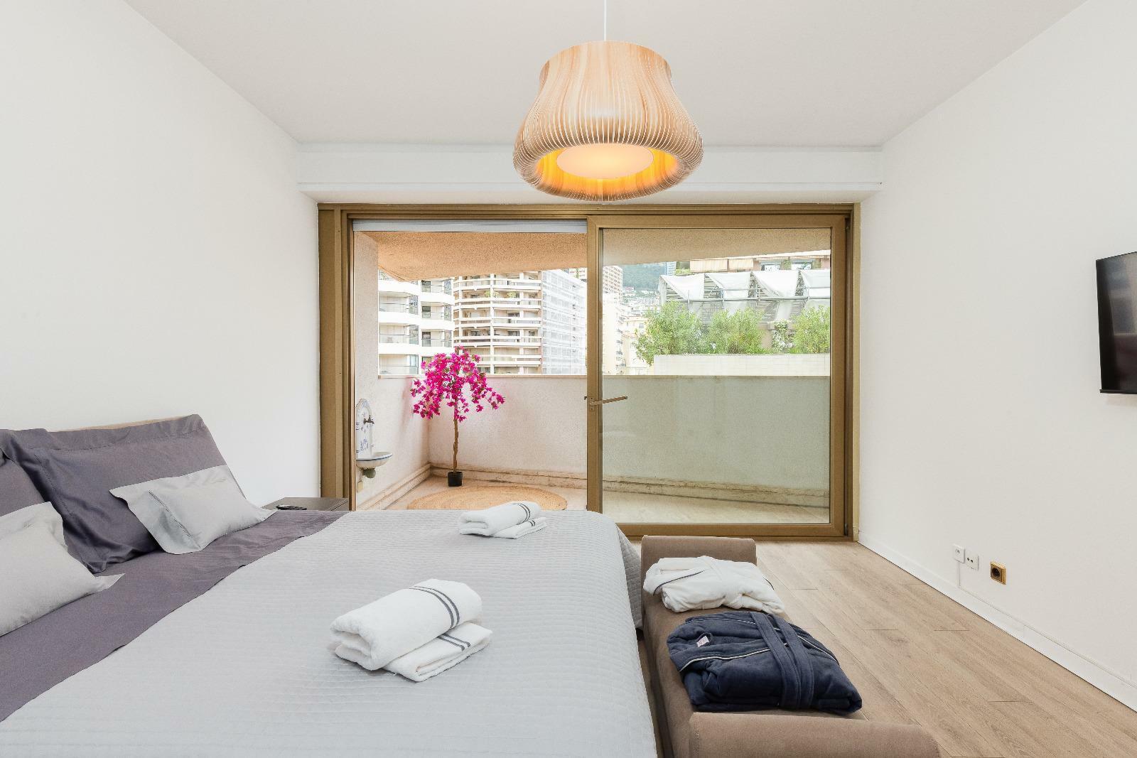 MIRABEAU : Spacieux 3 pièces à la vente