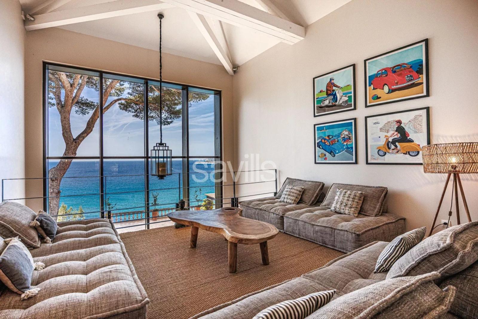 Location de prestige à Cassis – Vue mer & accès plage privé