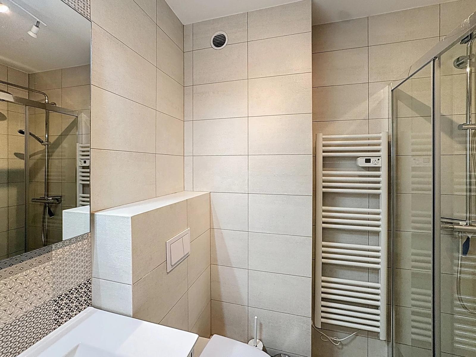 EXCLUSIVITE RUE D'ANTIBES AVEC TERRASSE