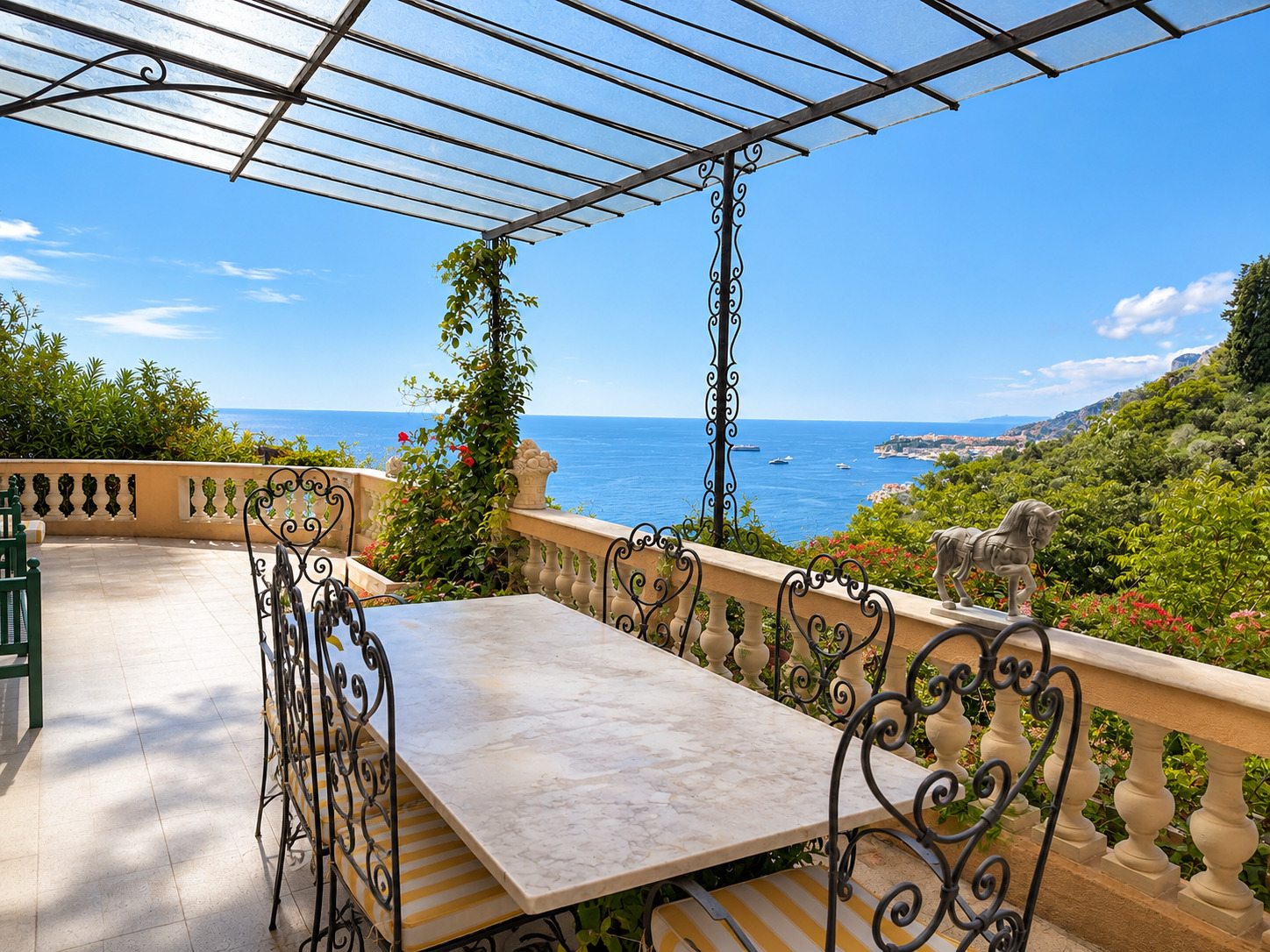 51cf4_villa-roquebrune-cap-martin-2-1785483421.jpg