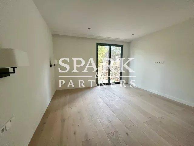 Roquebrune-Cap-Martin - Villa avec piscine proche plages