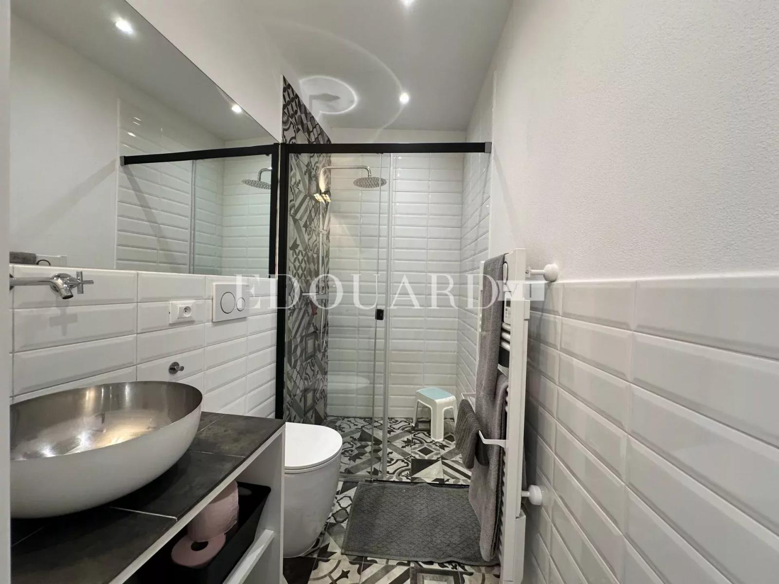 Quatre pièces en duplex avec spectaculaire terrasse sur le toit et époustouflante vue mer panoramique