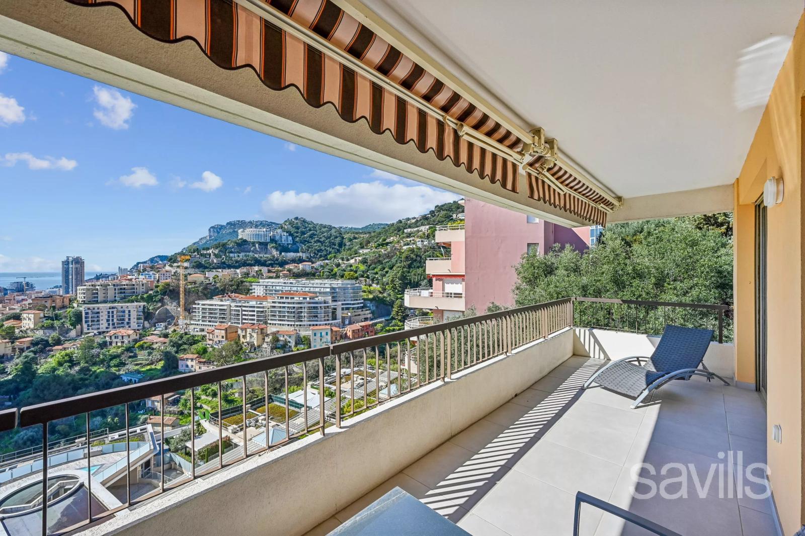 Appartement 4 pièces avec terrasse et vue mer aux portes de Monaco