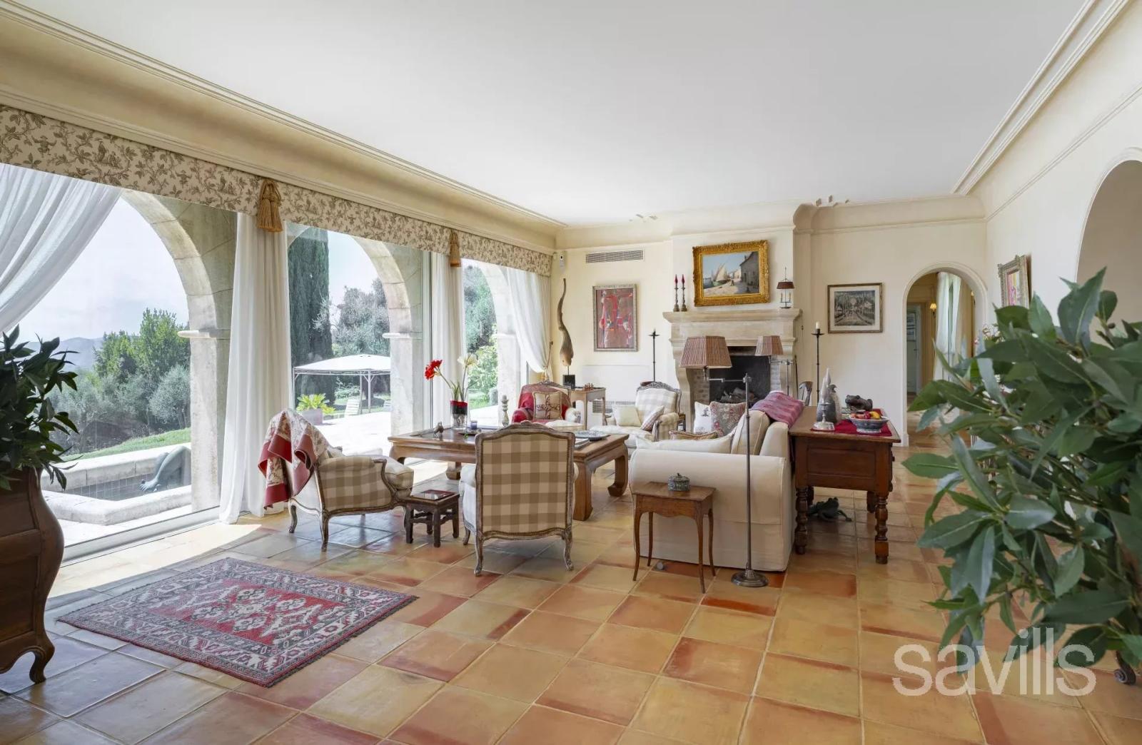 Luxueuse propriété avec vue mer panoramique.