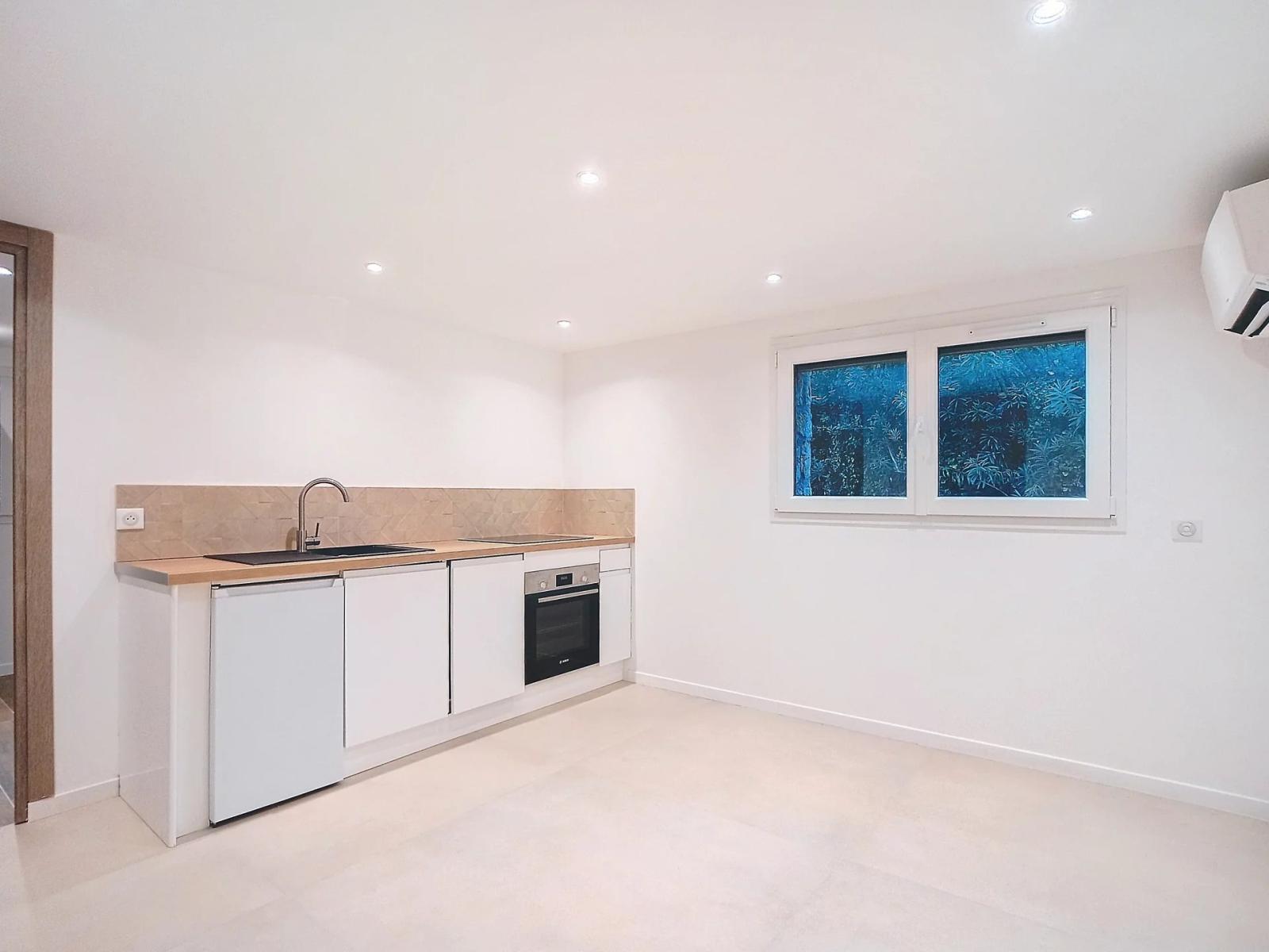 VENTE SUPERBE VILLA RENOVEE - CANNES TASSIGNY