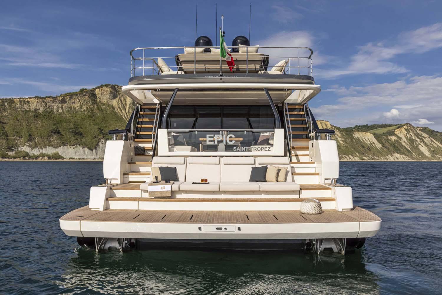5a211_4732a_pjcmz_ferrettiyachts1000-yacht-de-luxe-a-vendre-exterior.jpg