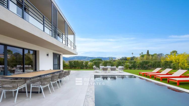 Villa contemporaine 4 chambres avec piscine - La Roquette-sur-Siagne