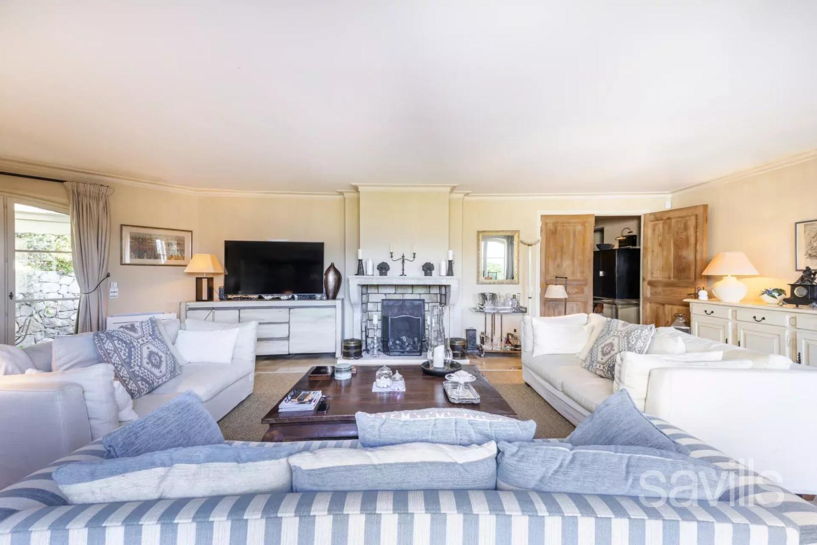 Charmante villa à quelques pas du cœur du village