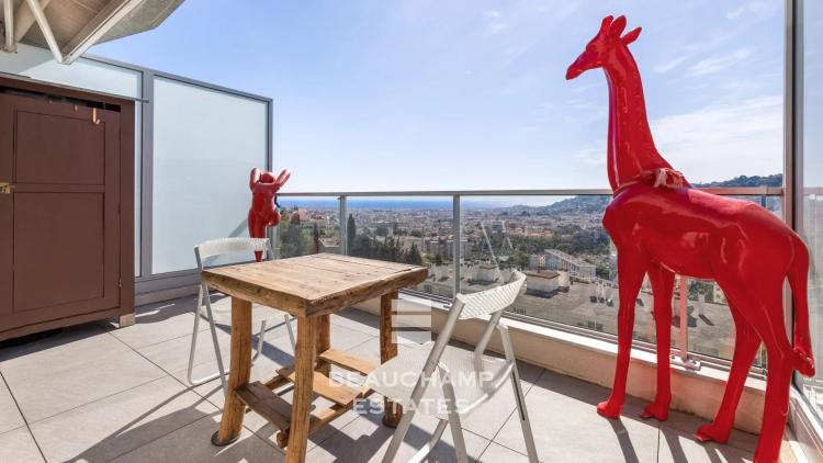 Appartement esprit loft avec vue mer - Nice Gairaut