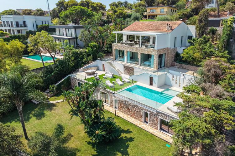 CAP MARTIN - VILLA DE PRESTIGE EN DEUXIÈME LIGNE DE MER, VUE PANORAMIQUE - 5 CHAMBRES