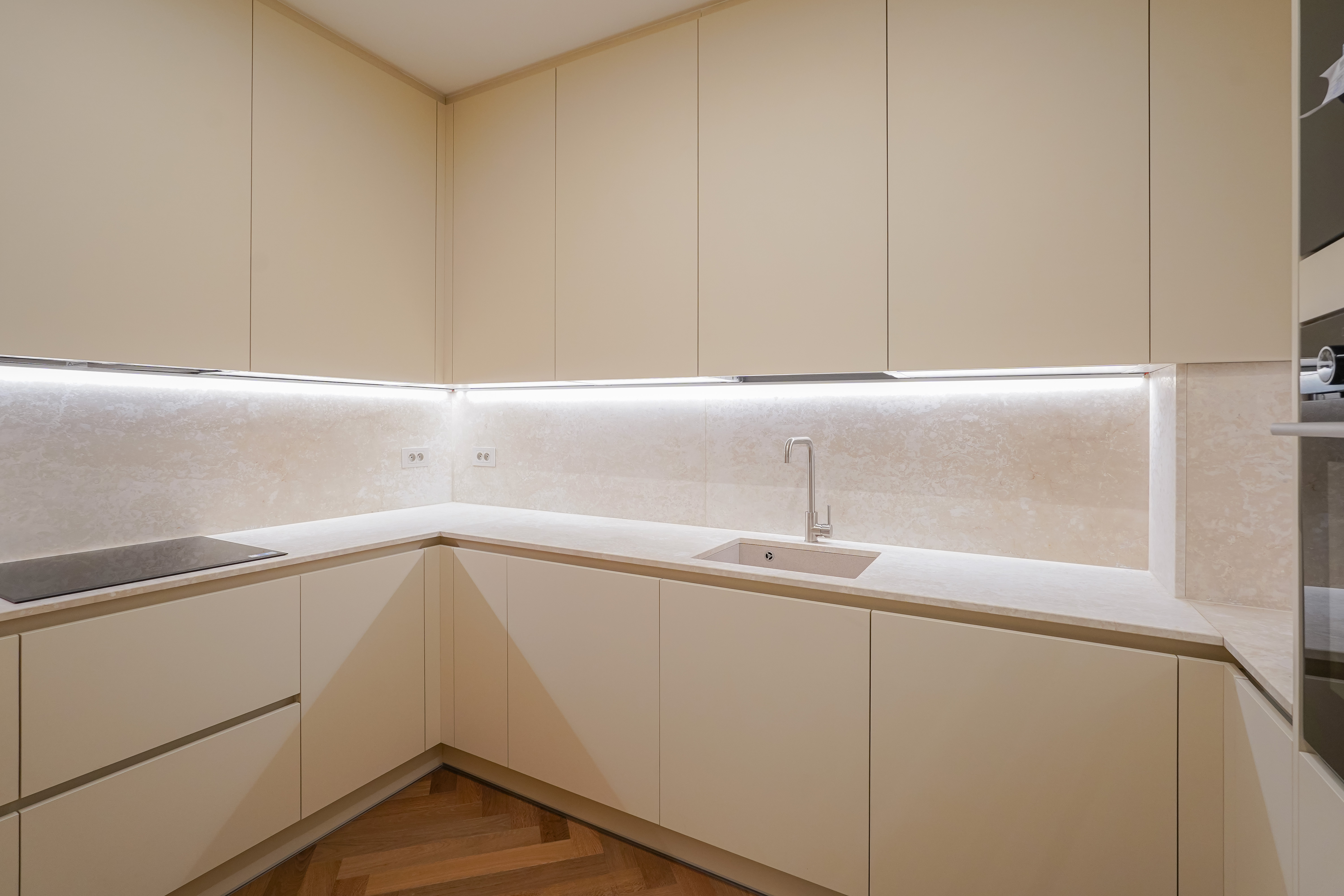 5bb89_cuisine-2-suffren-barnes-valeri-agency-monaco-1759314266.jpg