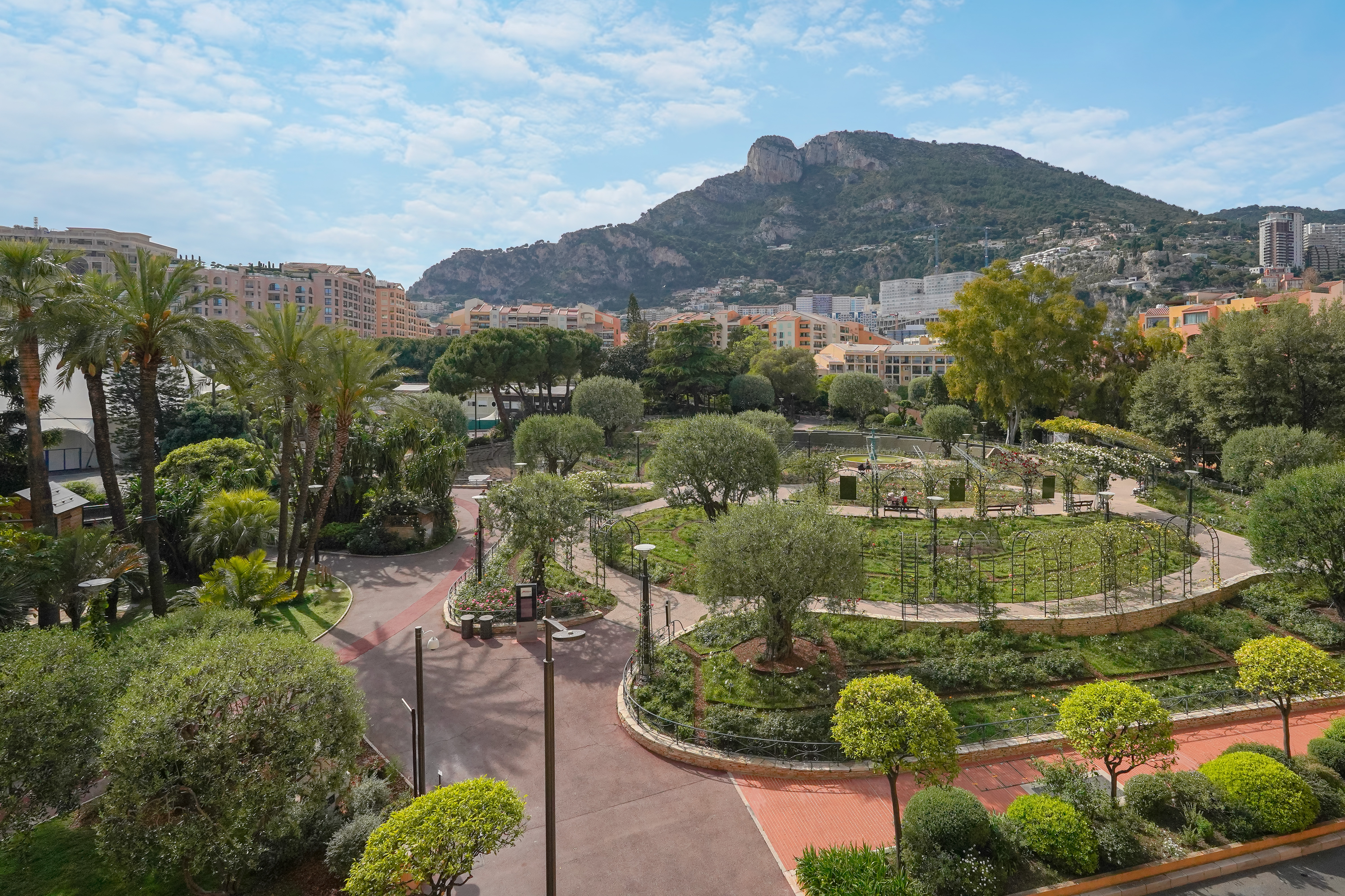 5be4b_vue-roseraie-princesse-grace-barnes-valeri-agency-monaco-1776690008.jpg
