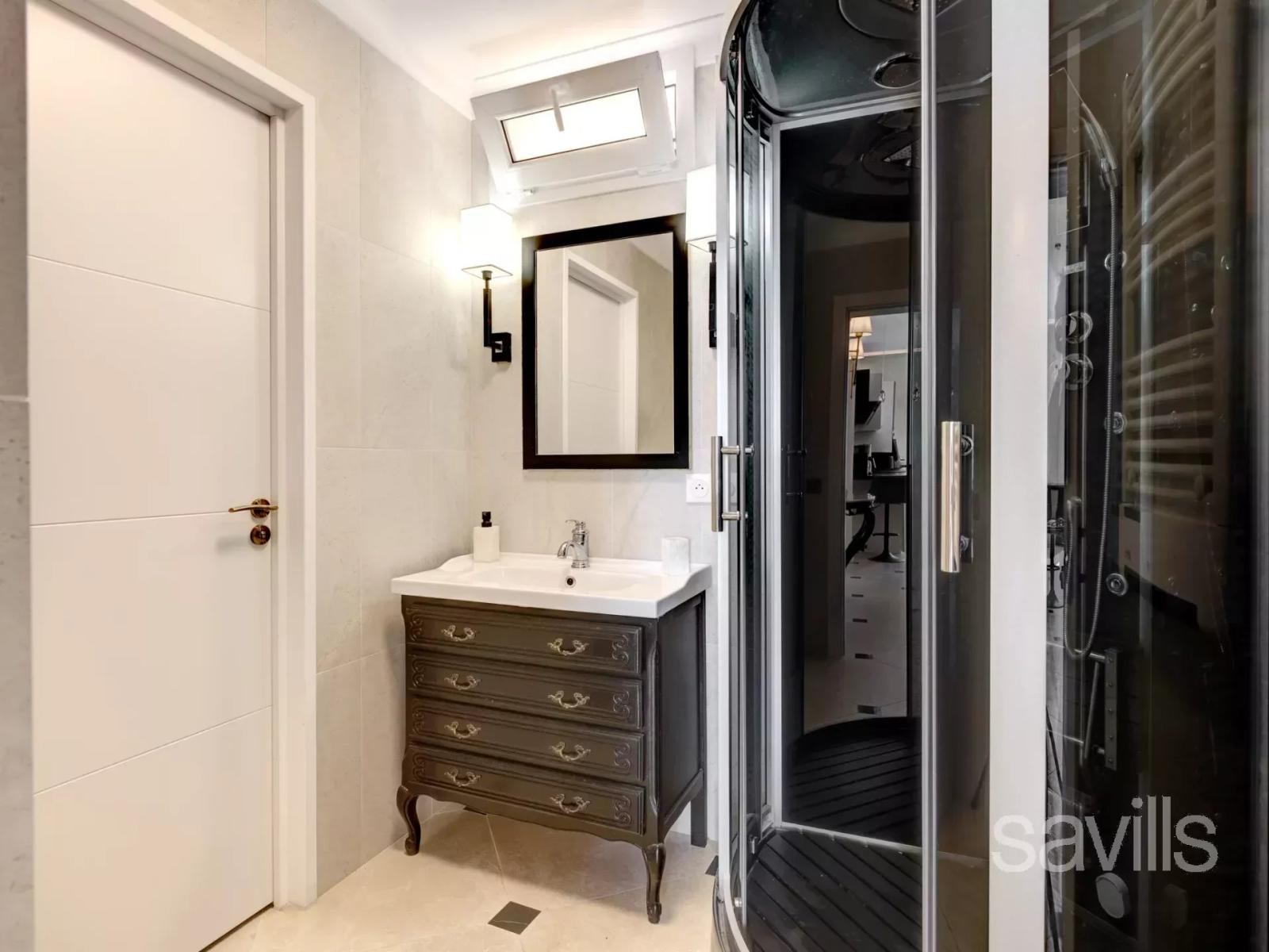 Dernier étage dans la villa - vue mer panoramique