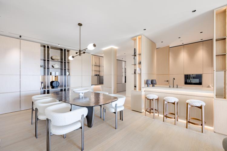 SPLENDIDE APPARTEMENT AVEC VUE MER