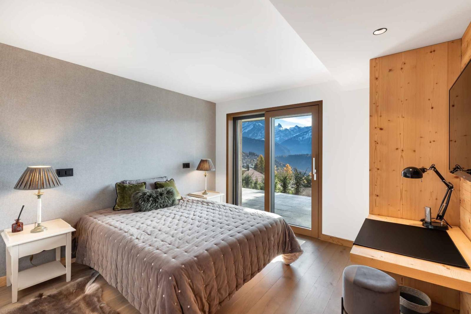 Chalet d'exception avec ascenseur privatif et vue imprenable