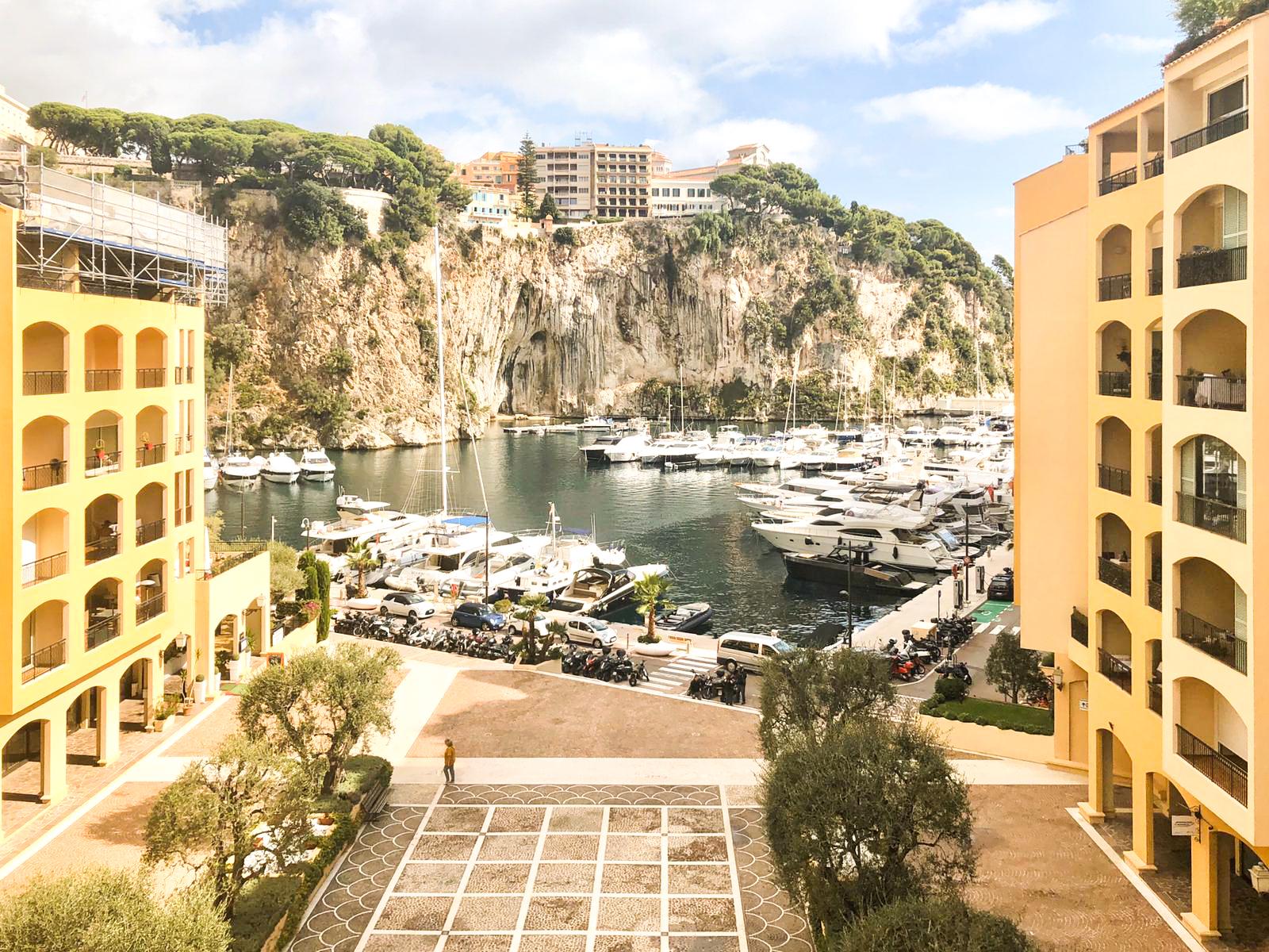 Fontvieille - Le Botticelli: Local commercial de 23m2 au rez-de-chaussée