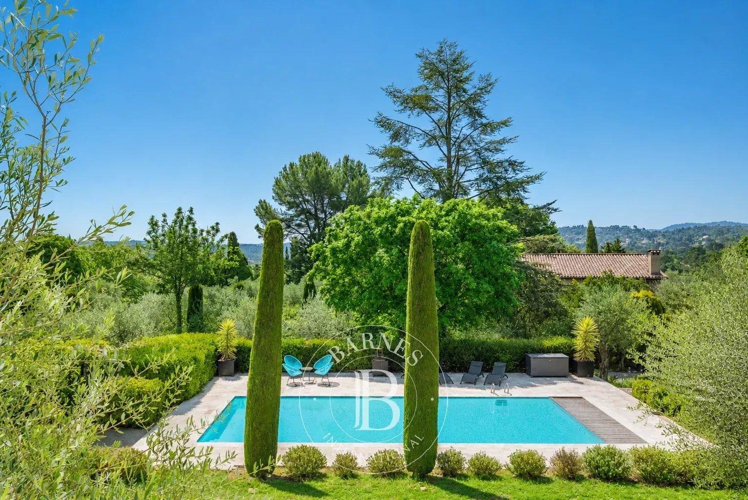 Spéracèdes - Bastide 17 ème siècle - A pied de Peymeinade