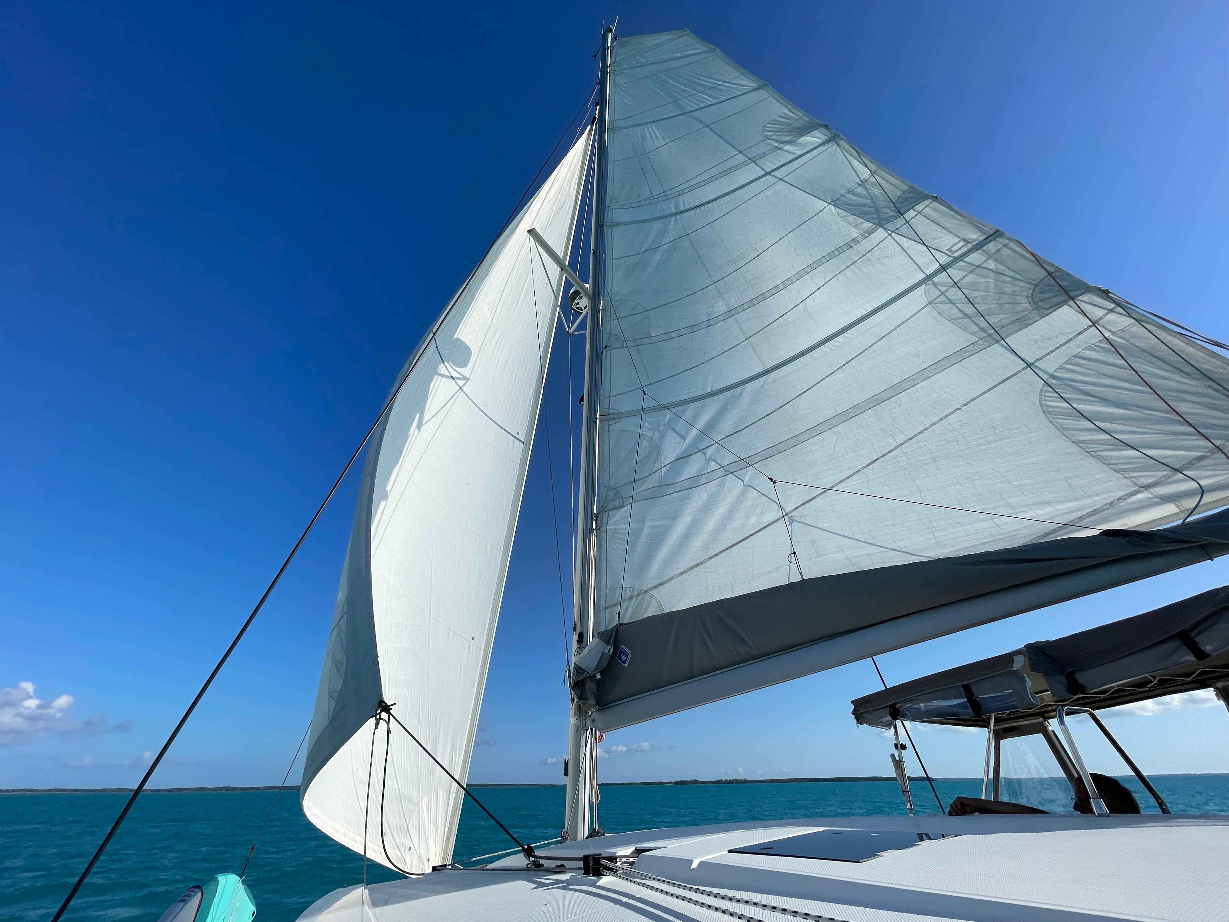 e5a96_2016-fountaine-pajot-lucia-40-sail-9423220-20240610085116626-1_xlarge.jpg