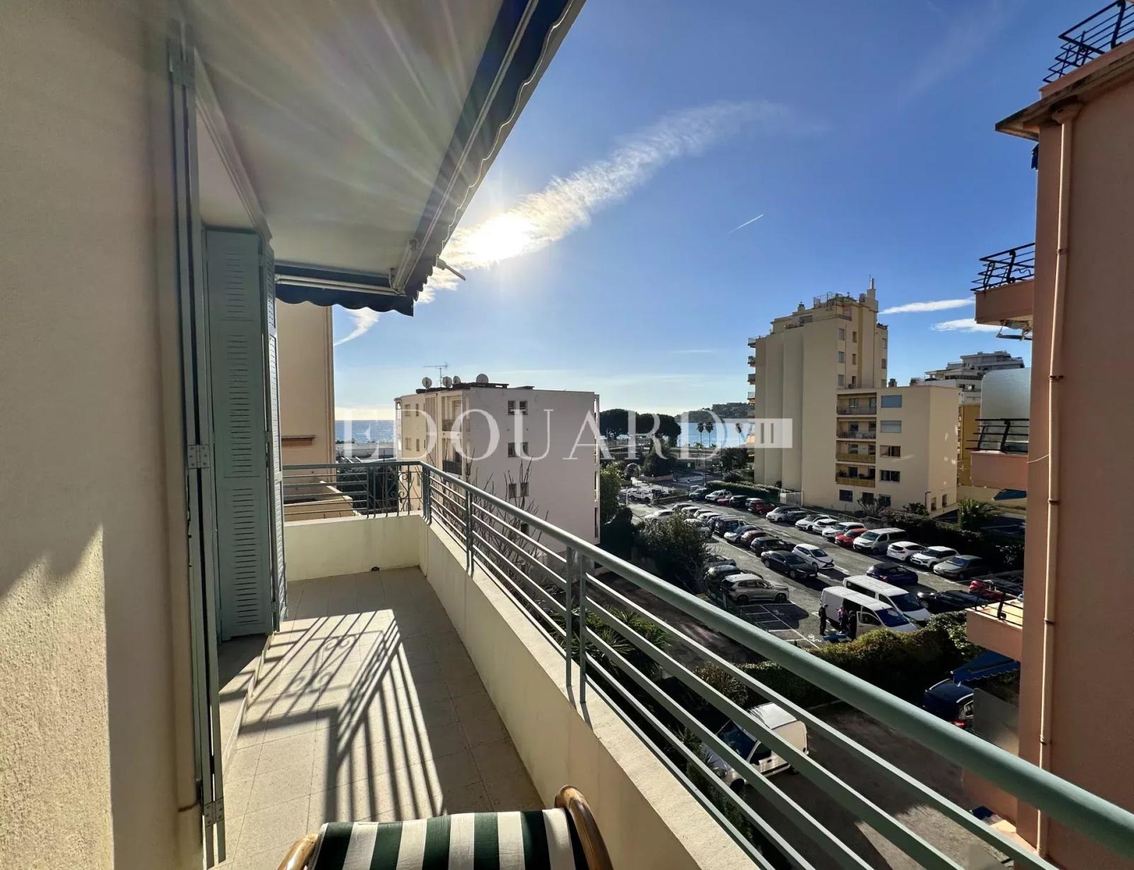 Trois pièces avec terrasse, vue mer, cave et parking collectif, à quelques pas de la renommée plage du Solenzara