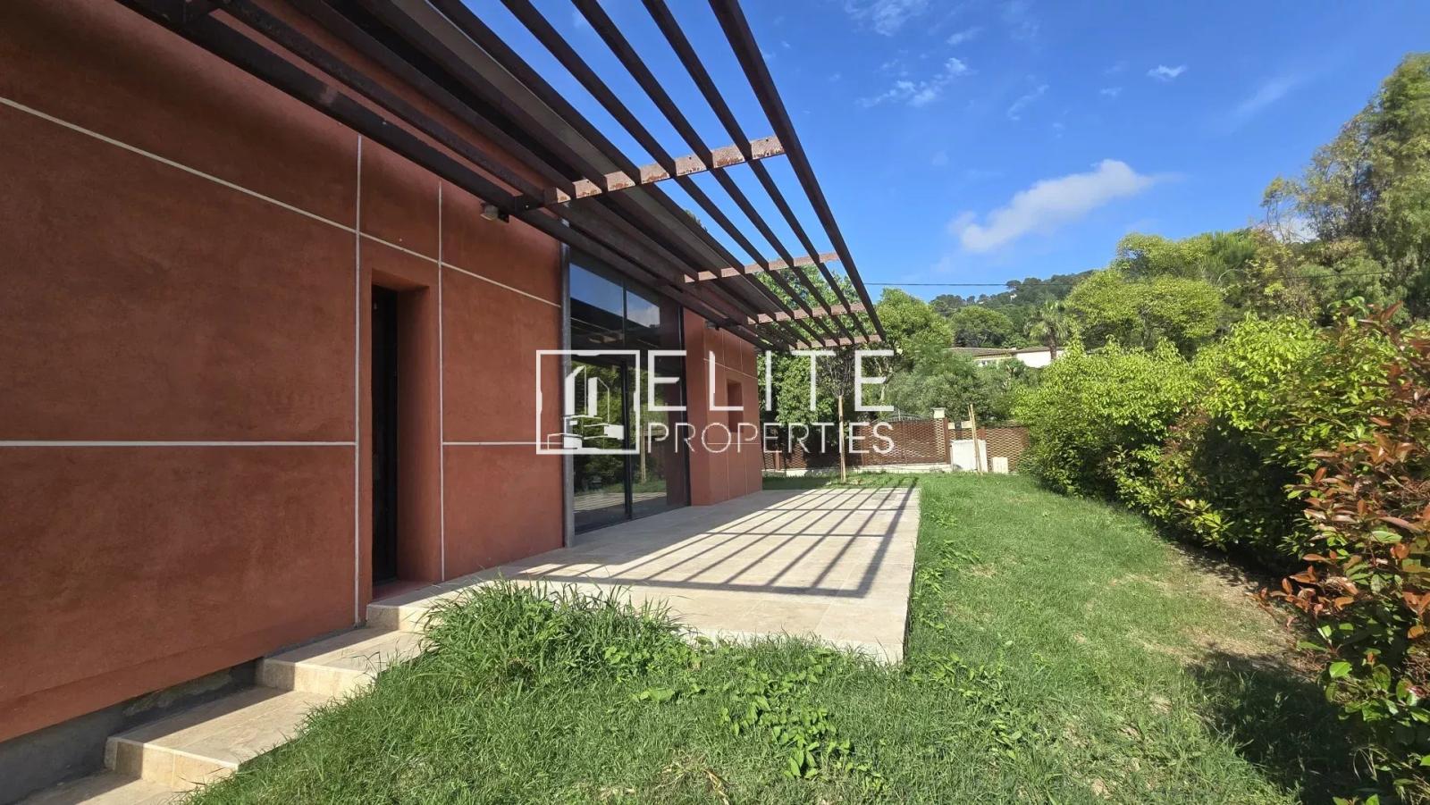 MAISON 200 m² AU CALME + GARAGE 140 m² – MOUANS-SARTOUX