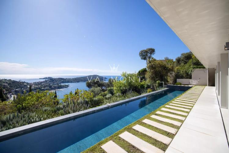 Villa contemporaine vue mer panoramique