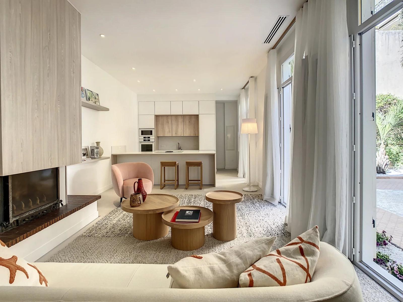 CANNES MAISON 131.23 M² 4 P Rue d'Antibes