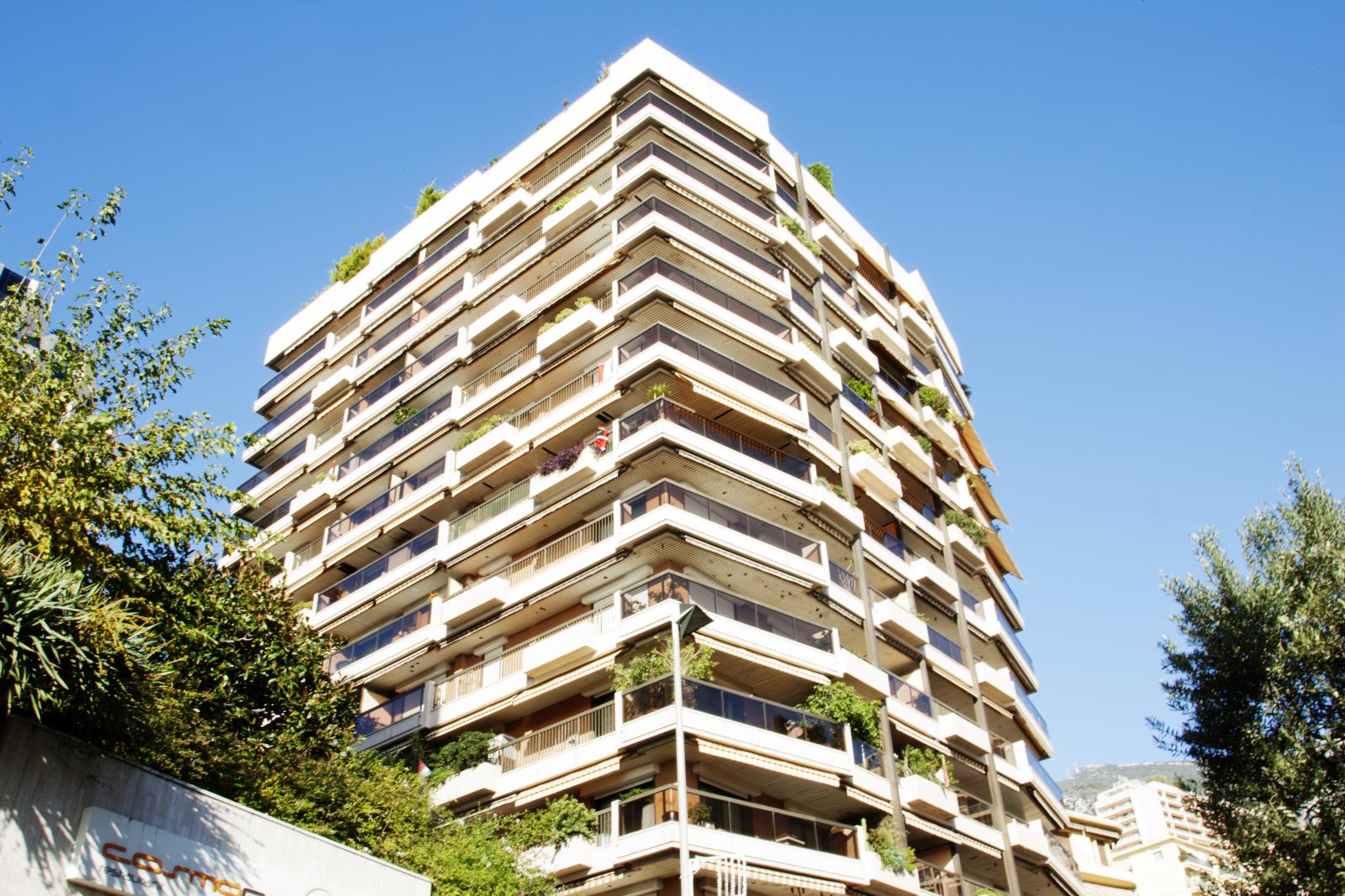 LES ACANTHES - PARKING CARRE D’OR