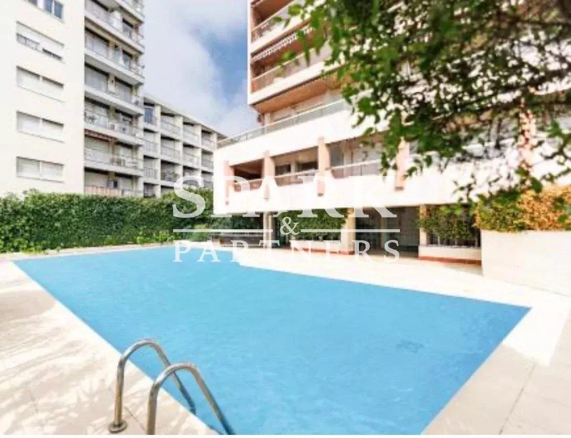 Menton garavan - 3 Pièces meublé - Résidence front de mer