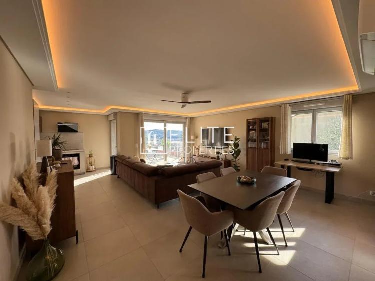 APPARTEMENT 3 PIÈCES DE 85 m² + 2 PARKINGS GRASSE