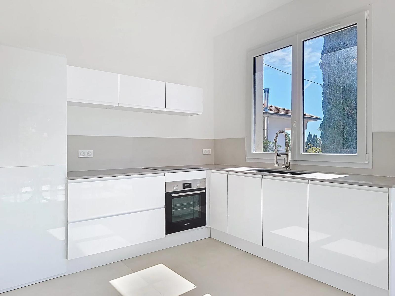 VENTE SUPERBE VILLA RENOVEE - CANNES TASSIGNY