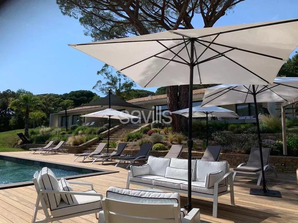 Ramatuelle, villa contemporaine avec piscine