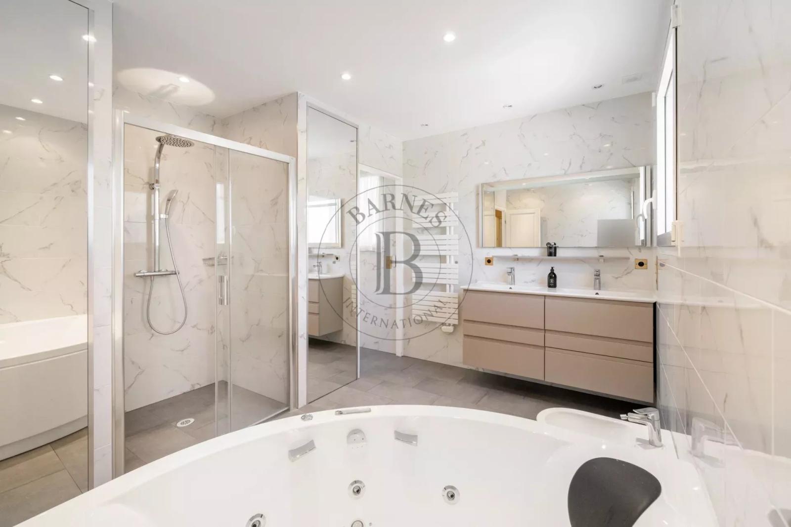 MOUGINS – DOMAINE PRIVÉ – PROCHE MOUGINS SCHOOL