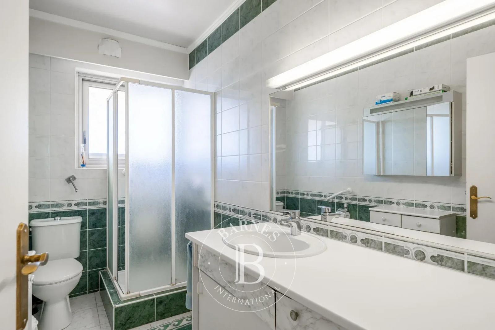 Villeneuve-Loubet – Marina Baie des Anges – Appartement vue mer panoramique avec terrasse