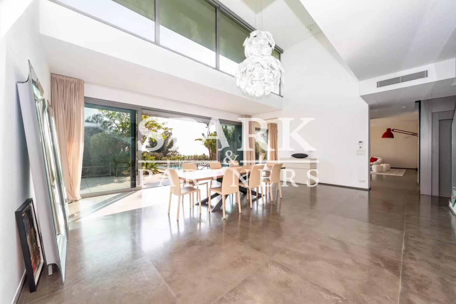 Cap d'Ail - Villa Contemporaine aux portes de Monaco