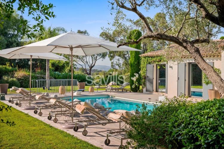 EXCLUSIVITE - Saint-Tropez - Villa raffinée, Calme, Elégance et Emplacement prisé