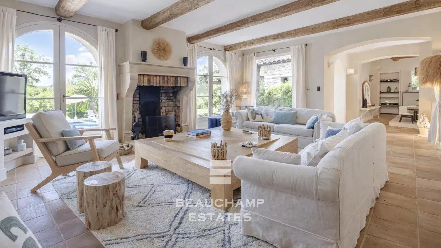 Villa néo-provençale chic à deux pas du centre ville de Saint-Tropez