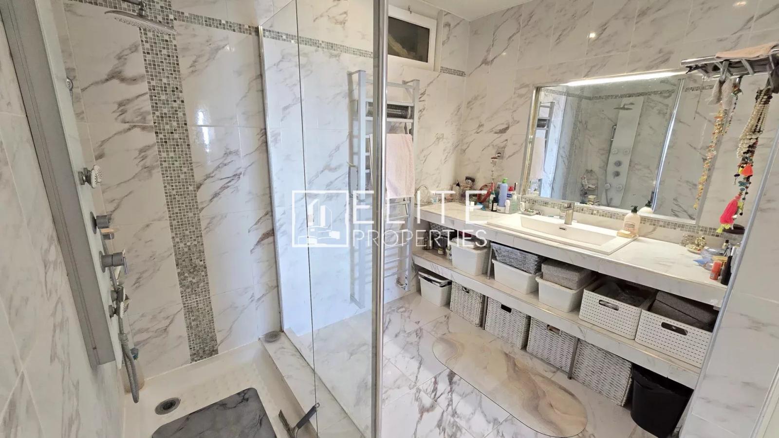 MAISON 5 PIÈCES DE 120 m² + PISCINE ET VUE MER PANORAMIQUE – GRASSE