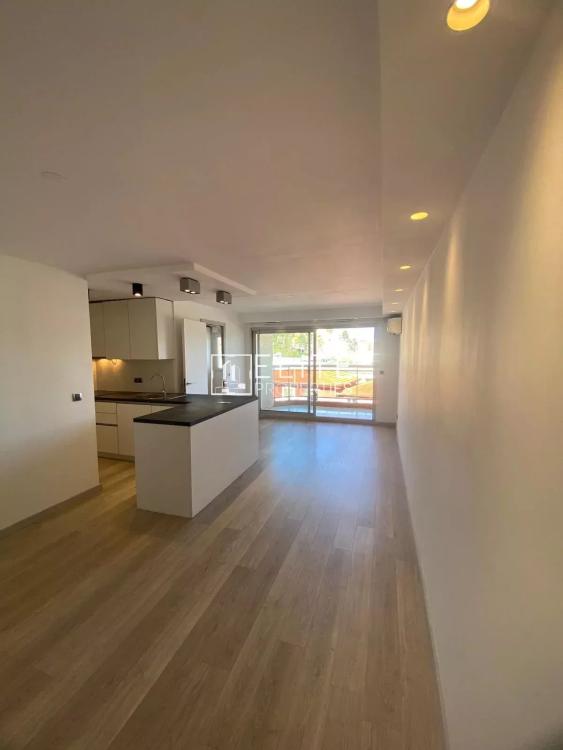 APPARTEMENT 2 PIÈCES DE 40 m² & GARAGE – MANDELIEU