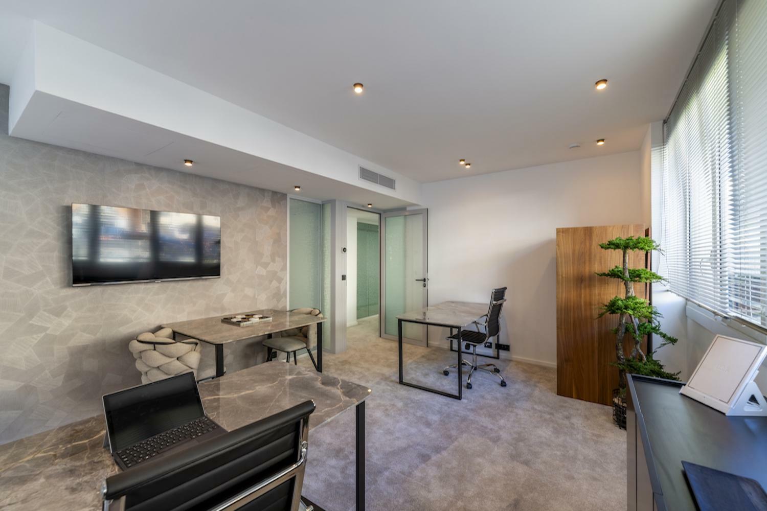 6CAF9_fontvieille-office-5-1760031102.jpg