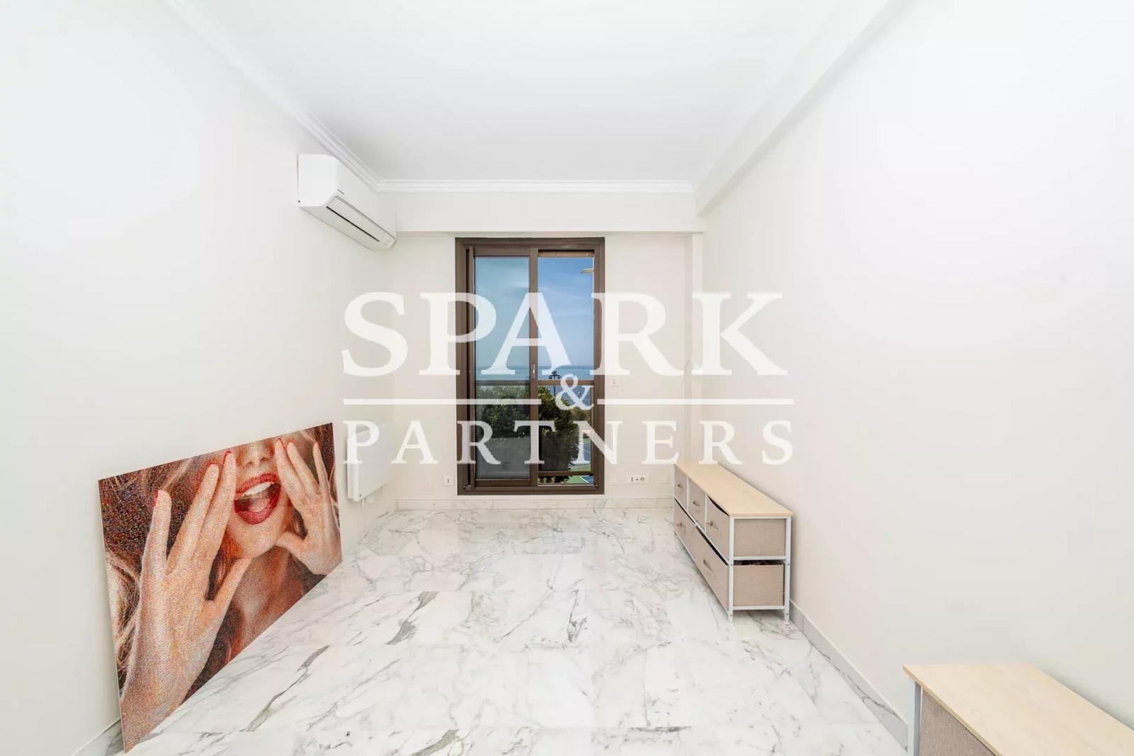 Roquebrune-Cap-Martin - La Vigie - Appartement dans un domaine privé