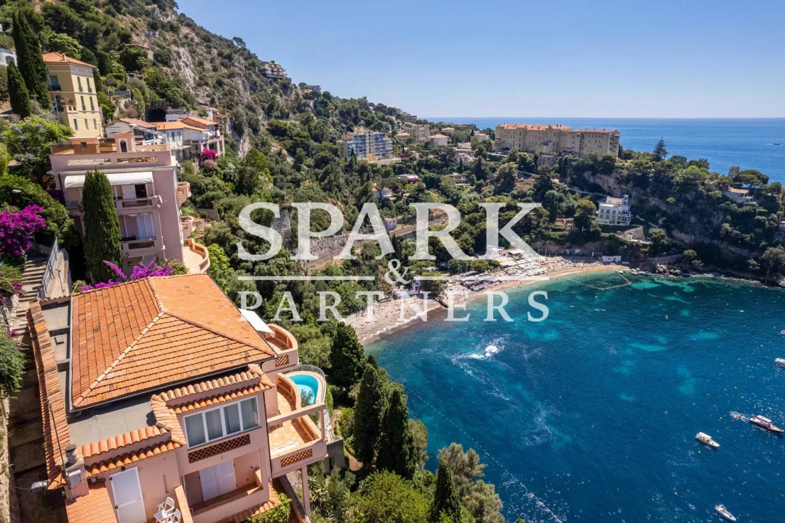 SUBLIME APPARTEMENT 3 PIECES - VUE MER PANORAMIQUE - RÉSIDENCE AVEC PISCINE