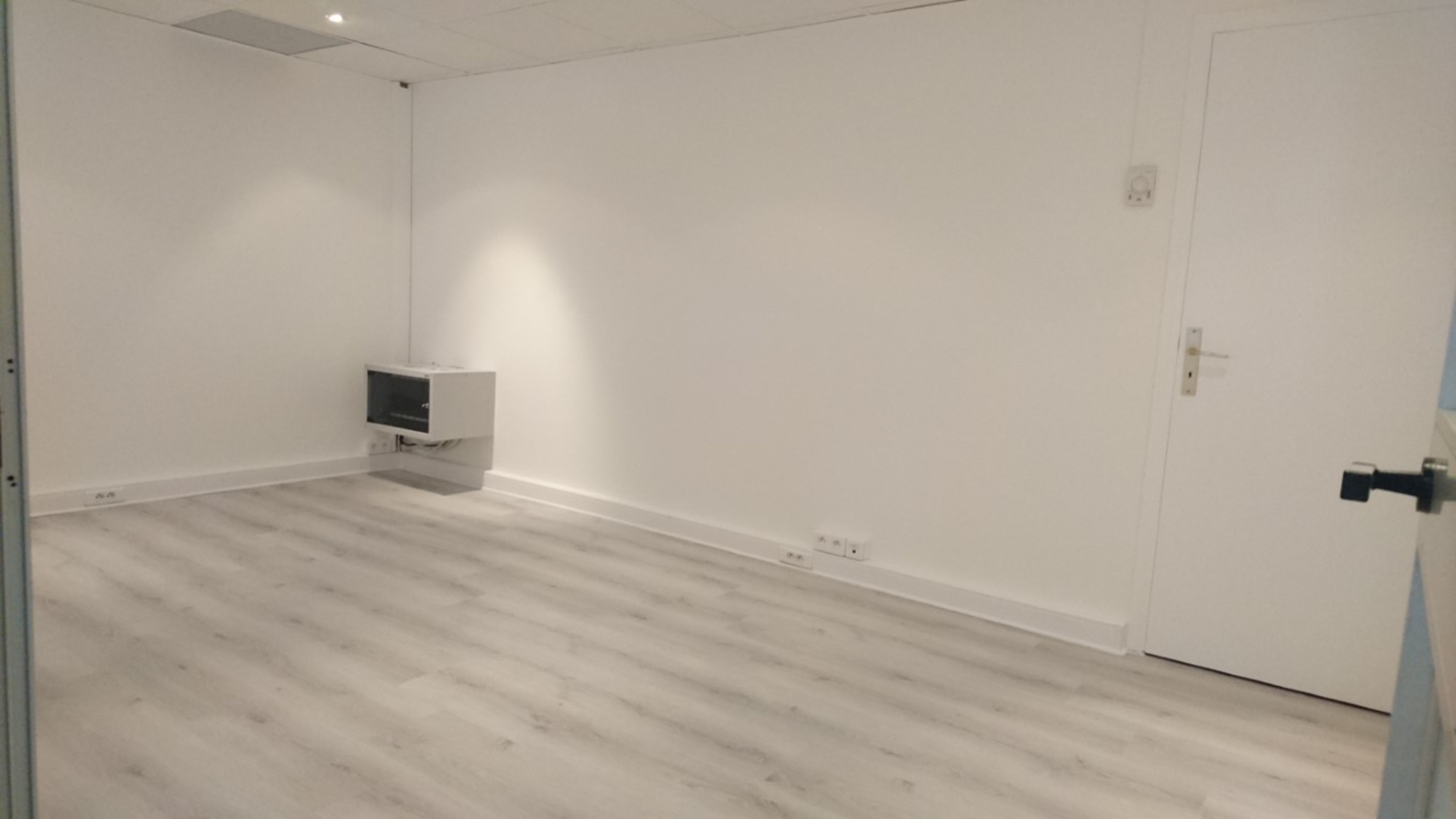 6fyvZ_bureau-3-moyen--1728663559.jpg