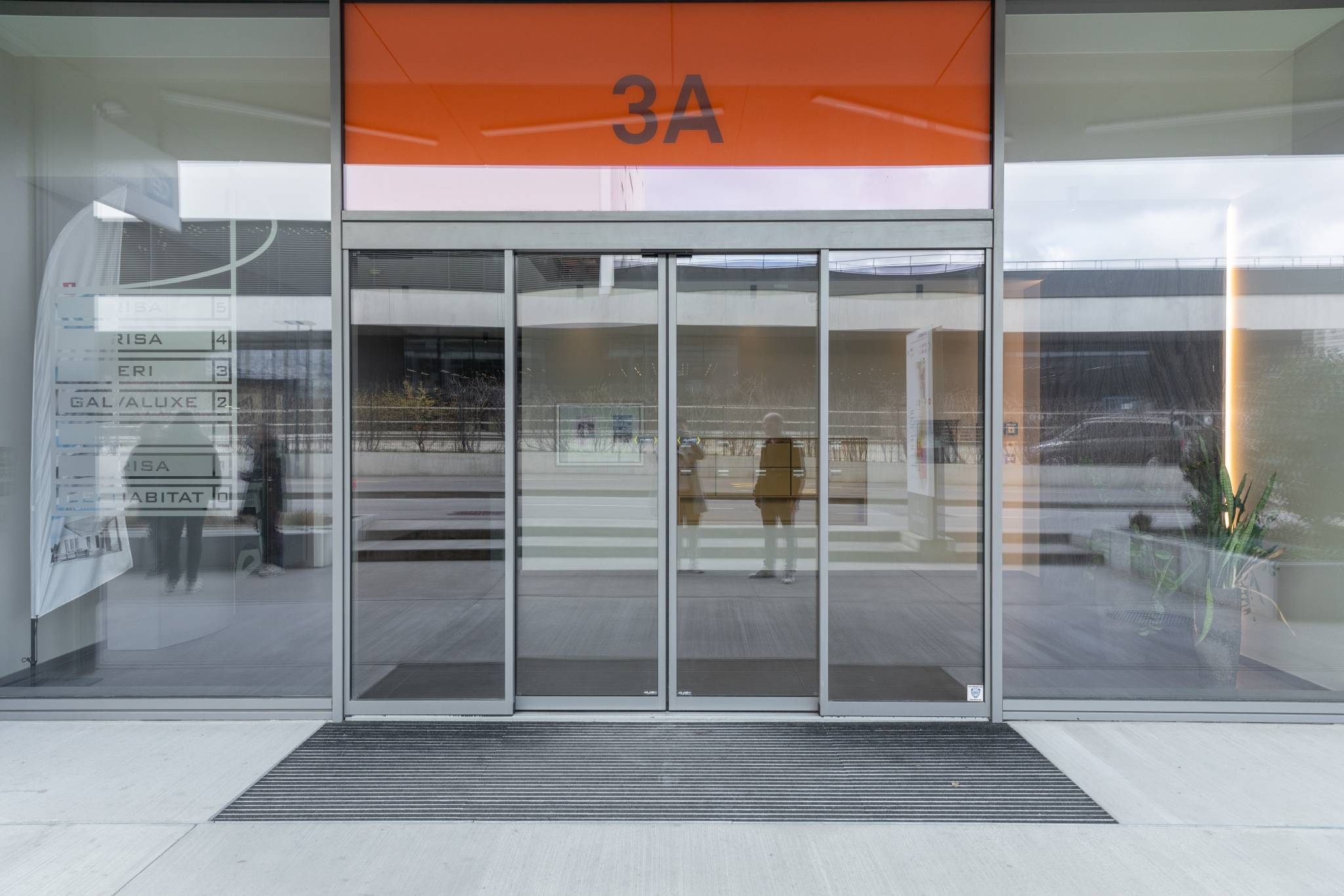 6kYgr_kaban-bien-6901383.jpg