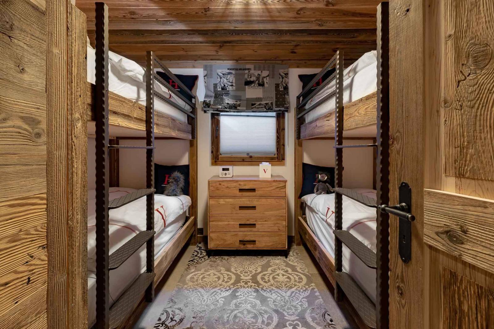 Chalet moderne avec vue imprenable sur les montagnes