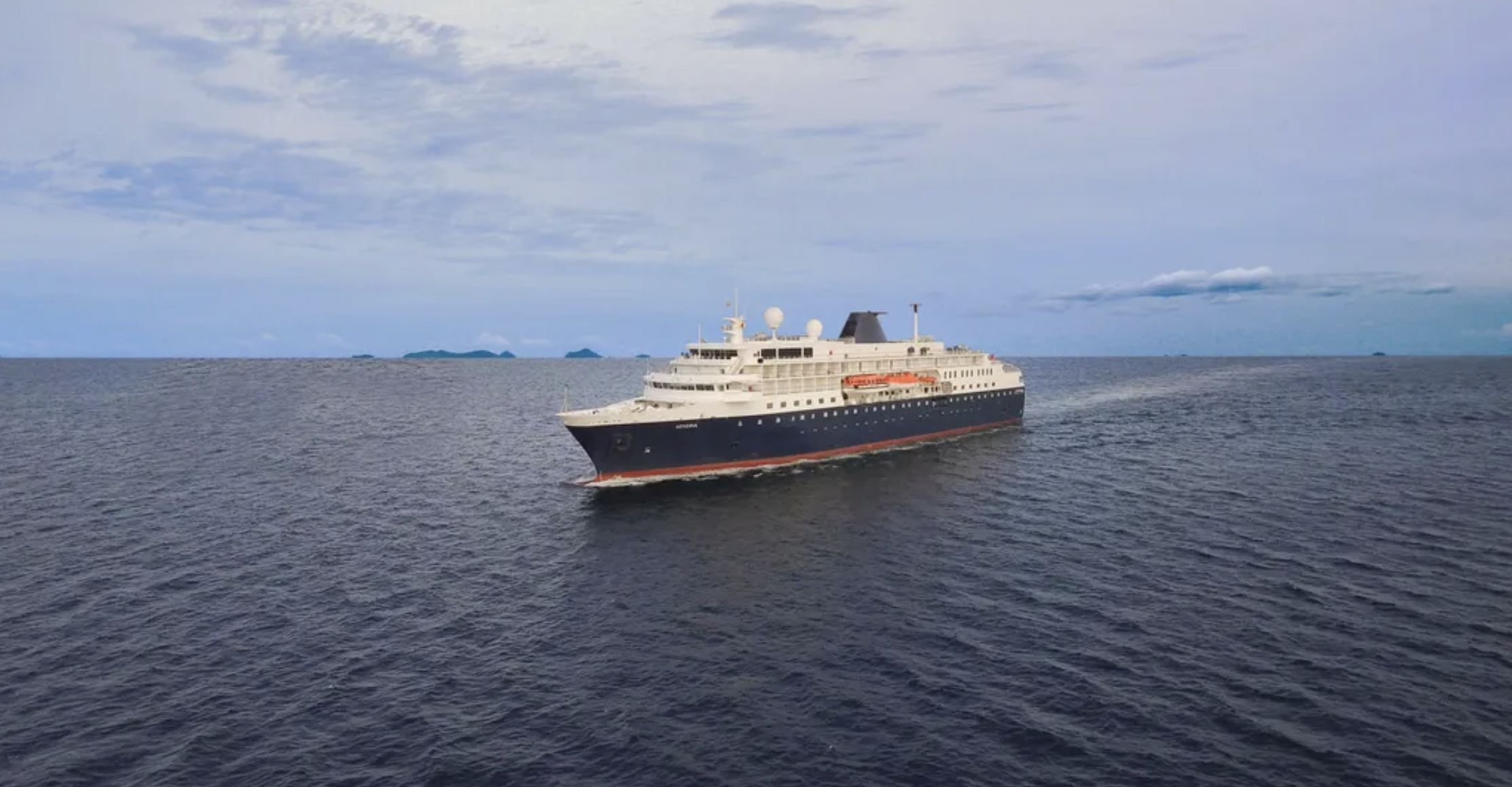 Minerva Custom boutique cruise ship-img1