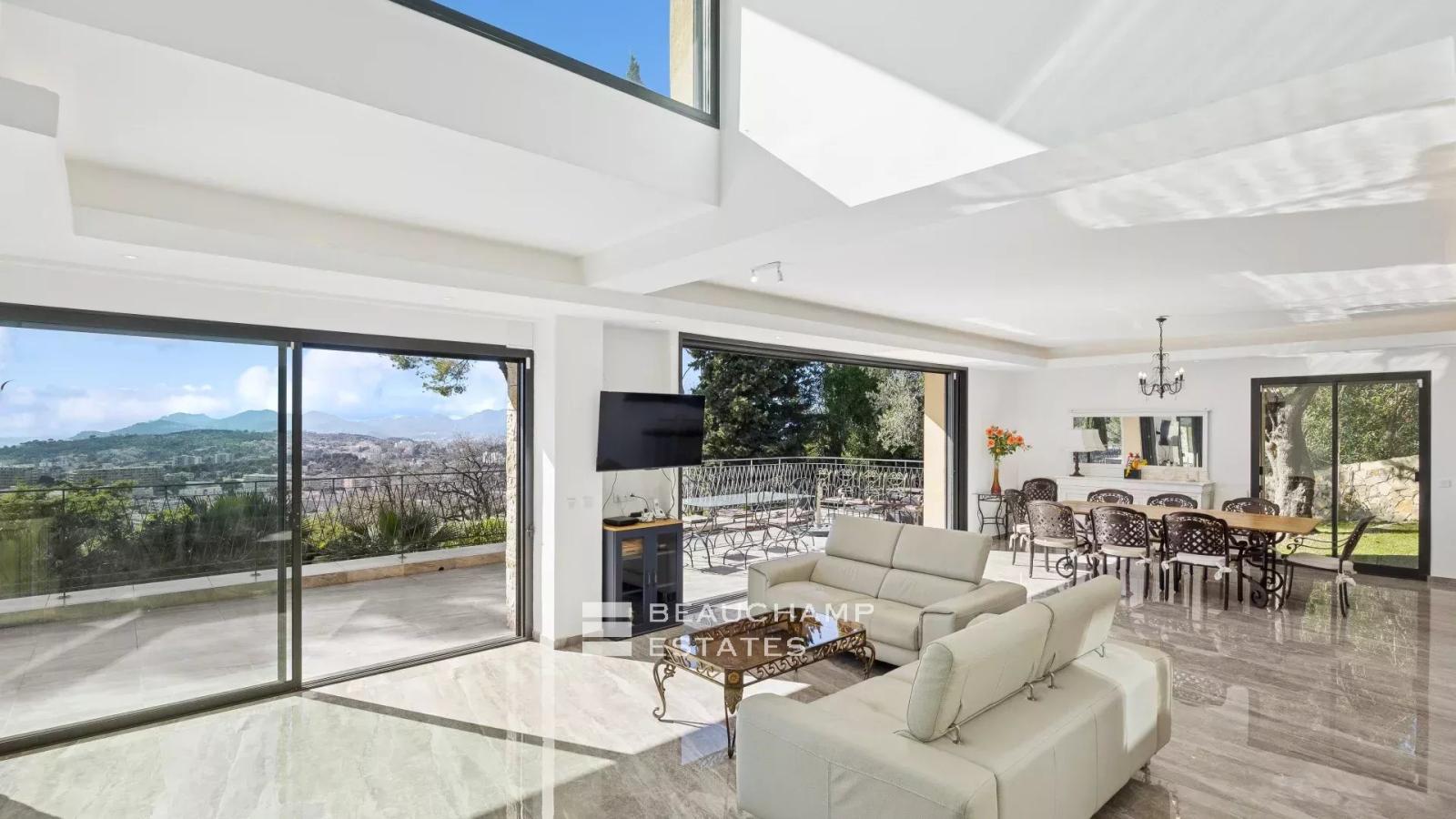 Villa contemporaine 5 chambres avec vue mer - Mougins