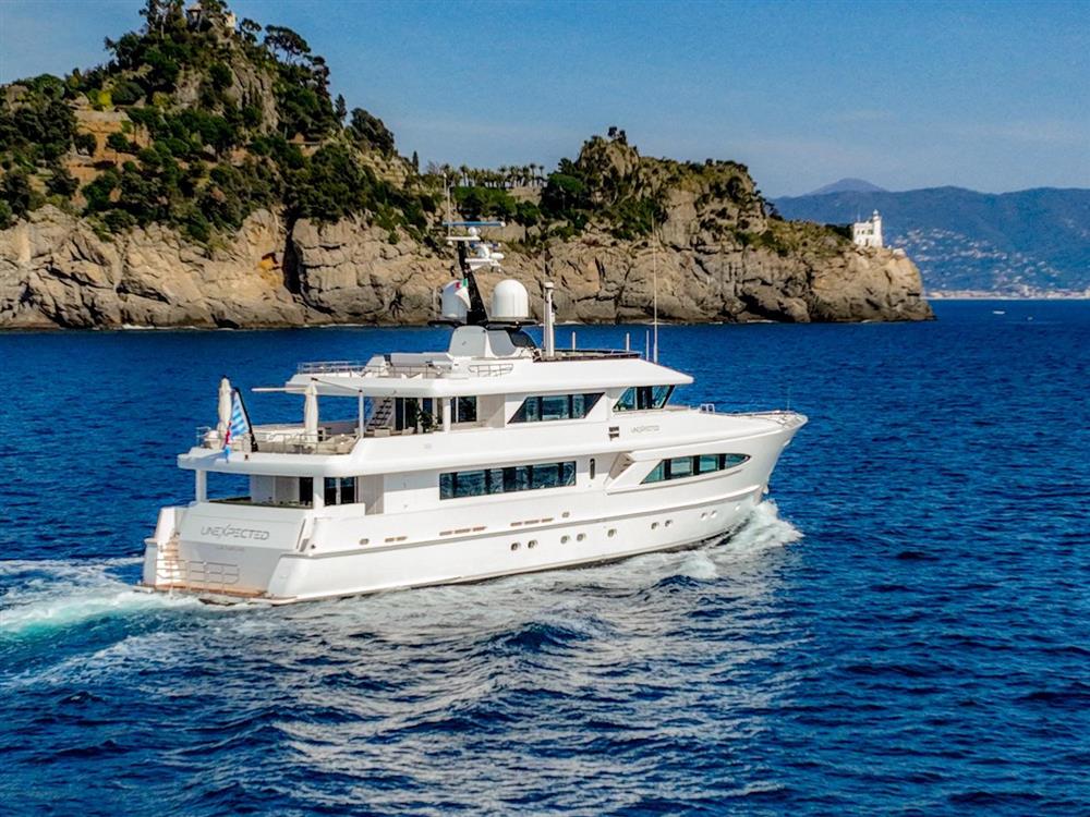 Heesen 38m-img1