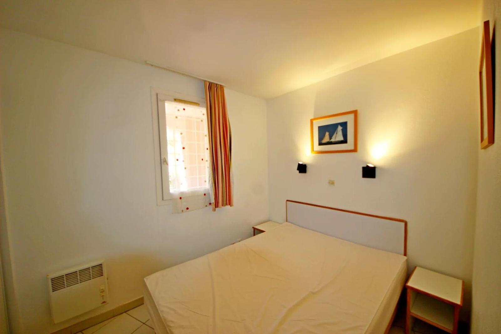 AGAY CAP ESTEREL LE HAMEAU 3 PIECES PREMIER ETAGE. ACCES FACILE. PARKING
