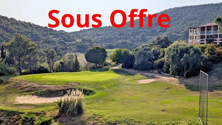 SOUS OFFRE Achat AGAY CAP ESTEREL studio cabine dernier étage, terrasse angle sud-ouest